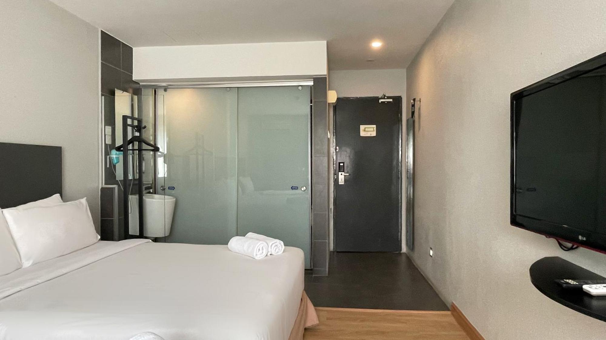 The Leverage Business Hotel - Rawang Bagian luar foto